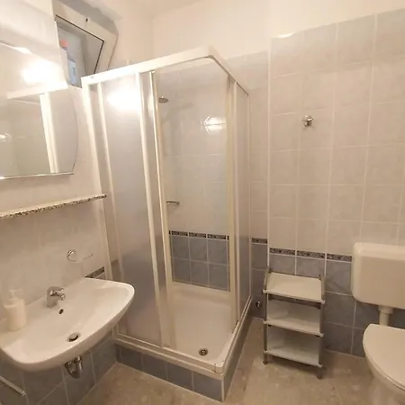 Apartment Rab Pandelo Banjol