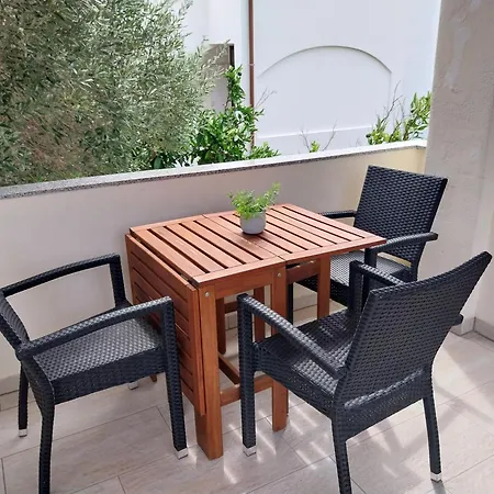 Rab Pandelo Apartment *